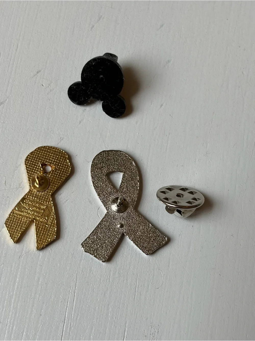 Set of 2 Enamel Breast Cancer Cause Awareness Brooch Pinback Tac Hat Lapel Pin